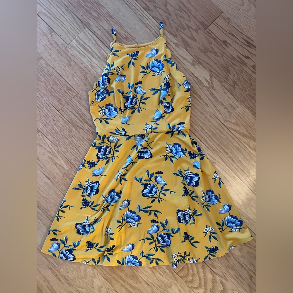 Floral sundress - high neck scallop detail